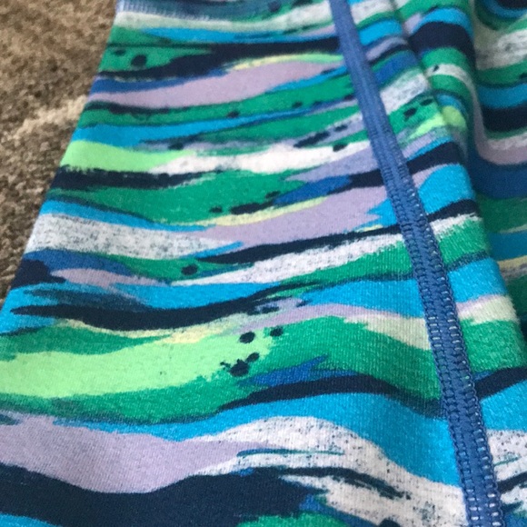 GUC Lululemon leggings size 6 - Picture 5 of 8